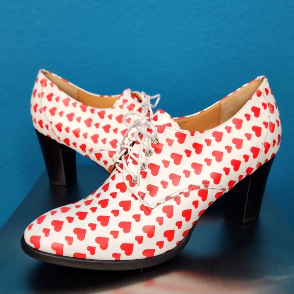 NWT EMBASSY LONDON Love Struck Leather Block Heel Shoes Fluevog Style 10